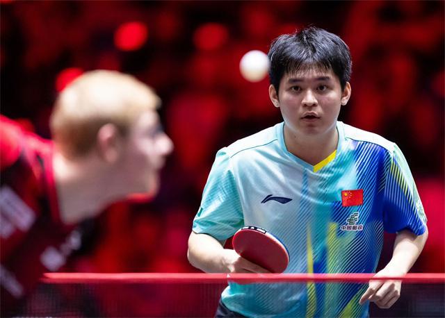 国乒瞒不住了！林诗栋太弱让领导左右为难，王励勤出面谈难办问题